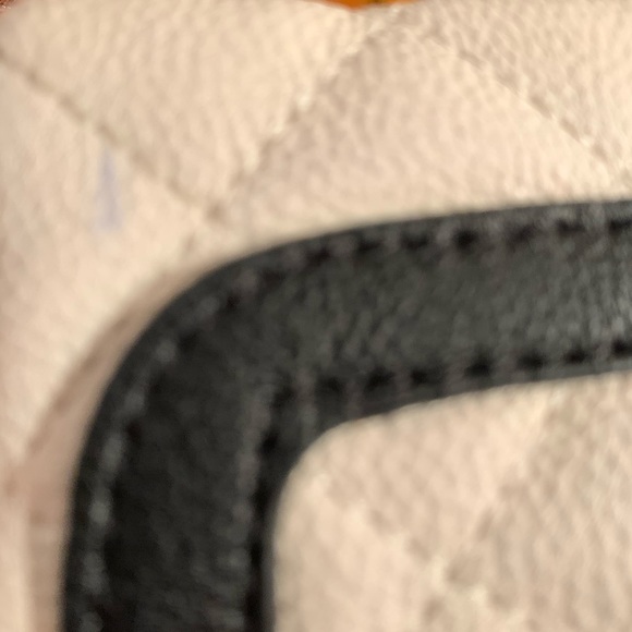 BETSEY JOHNSON BOW BAG  BLACK AND WHITE - Picture 7 of 10